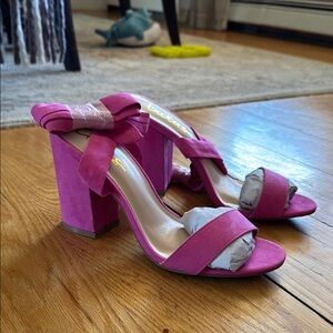 Elegant Pink Block Heel Sandals